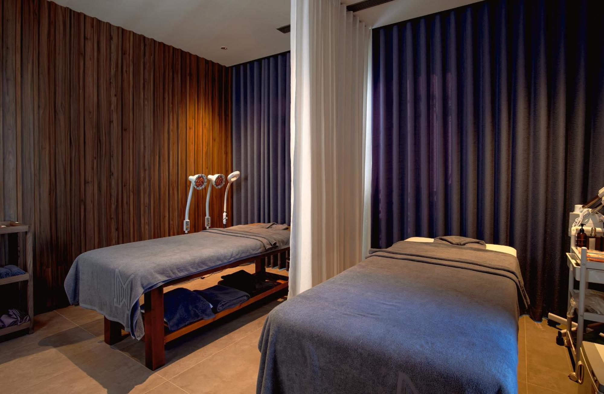M Hotel Danang Exteriér fotografie Massage beds
