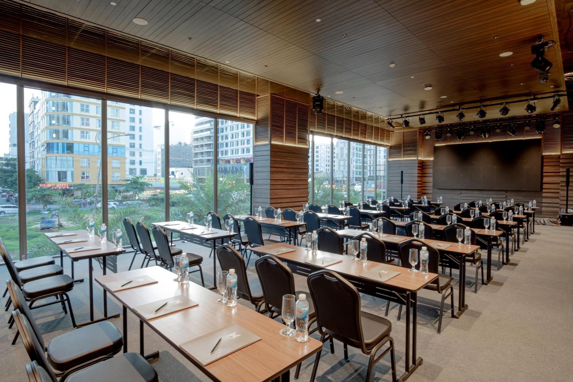 M Hotel Danang Exteriér fotografie The Auditorium