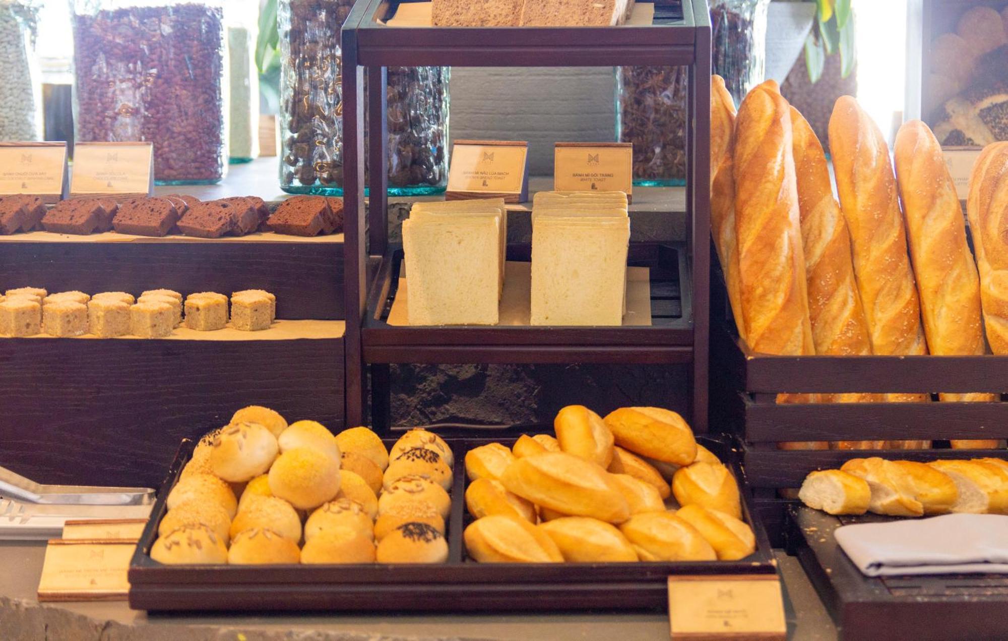 M Hotel Danang Exteriér fotografie Bread and cheese